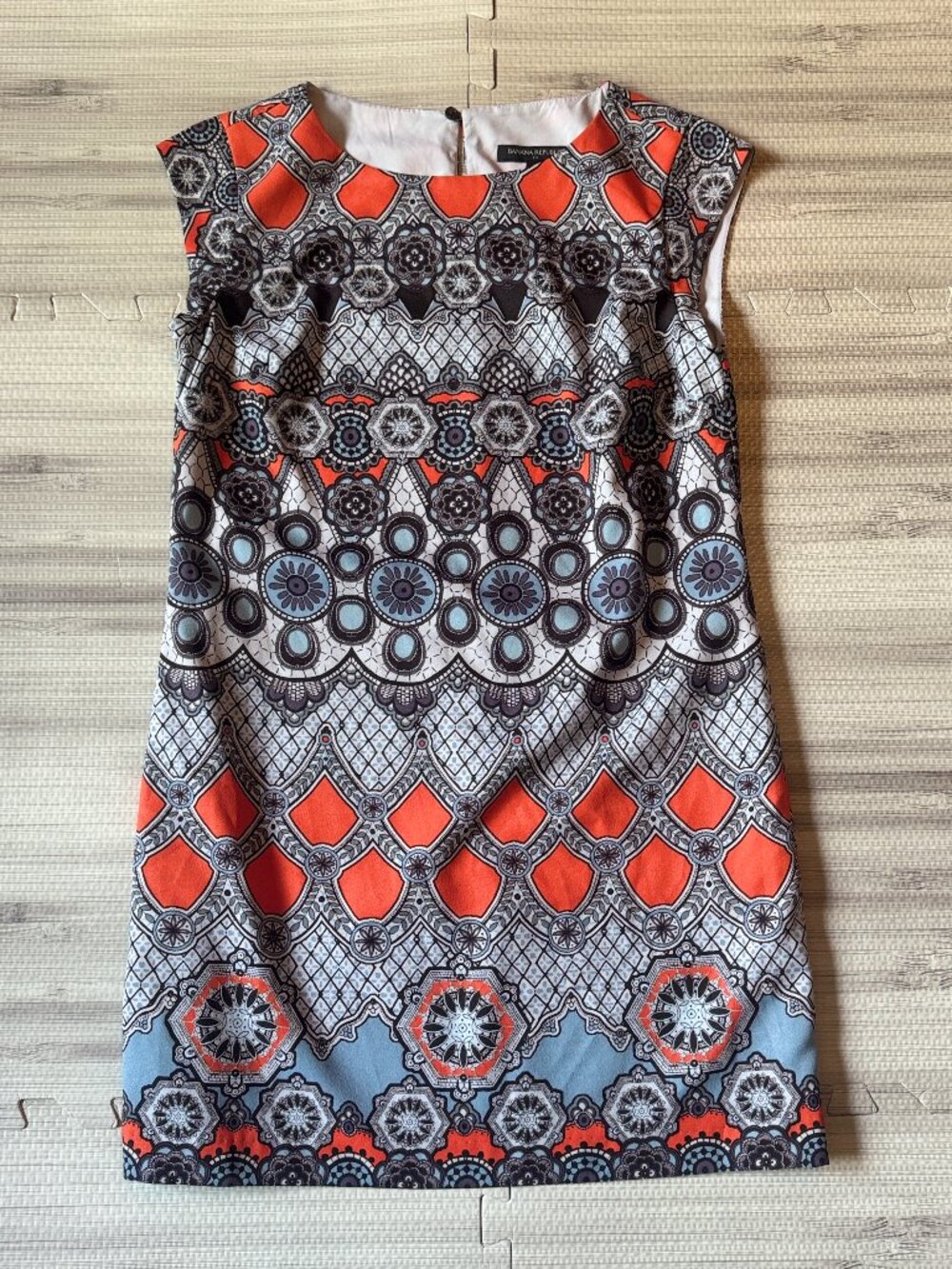 Banana Republic Women's Sleeveless Geometric Tile Print Shift Dress